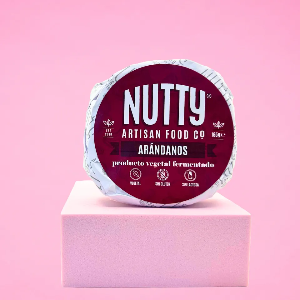Nutty Artisan Food Los Nutty Arándanos fromage végétal canneberge 165g