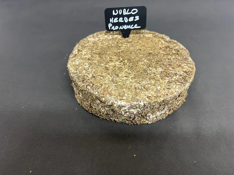 Casse Noisettes Nublo herbes de Provence fromage 14cm